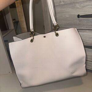 White shoulder purse